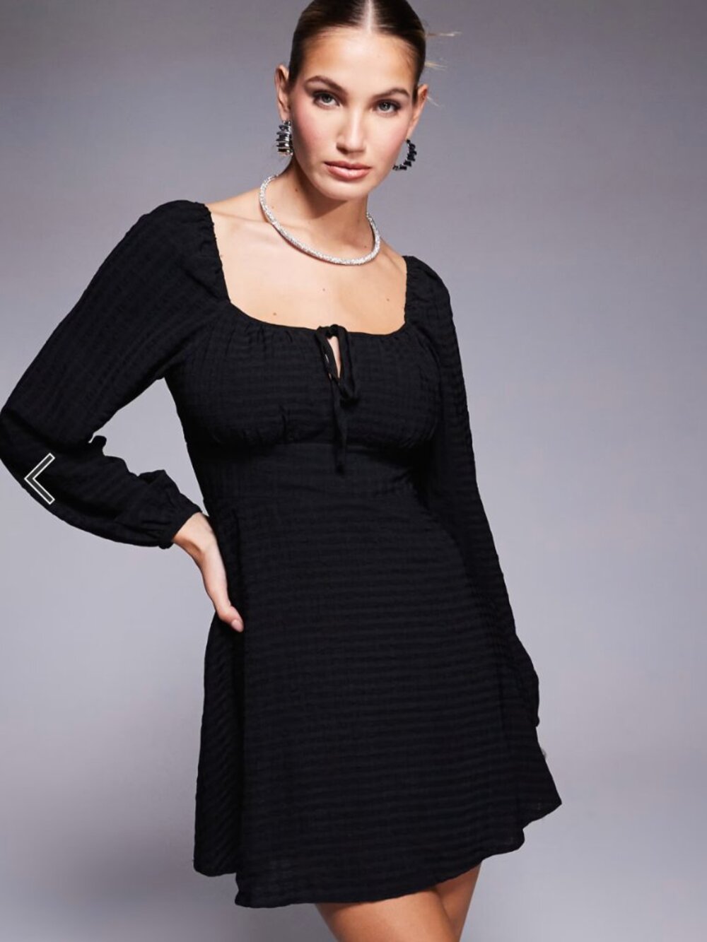 Lulus Black Ruched Bust Long Sleeve Mini Dress Size M NWT